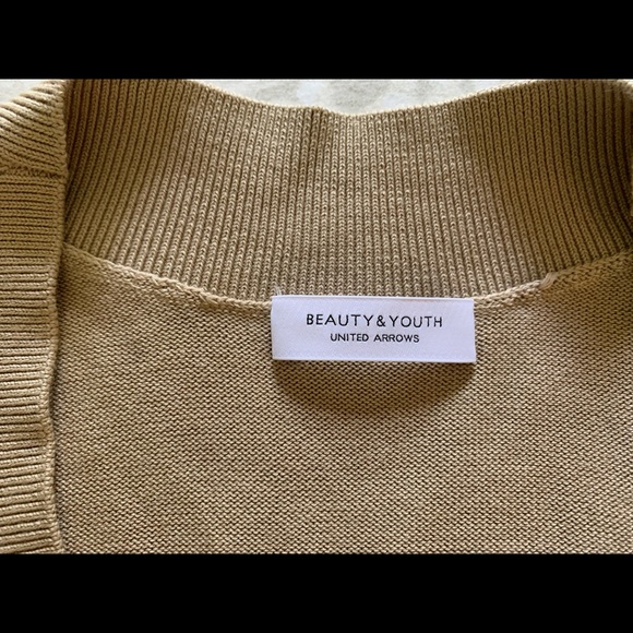 Soft V neck sweater - Picture 4 of 13